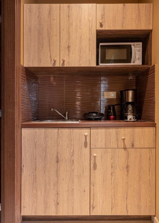 Cool Style Private Apartments - 12