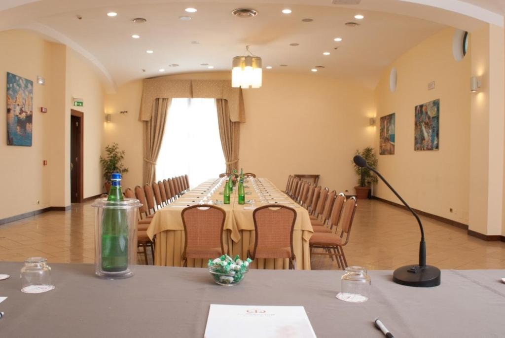 Le Cheminée Business Hotel Napoli - Resim 32