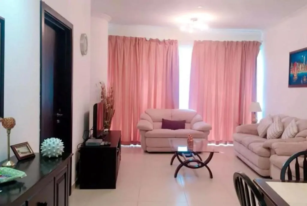 Bright and Clean Apartment in JLT, Dubai, Emiratele Arabe Unite