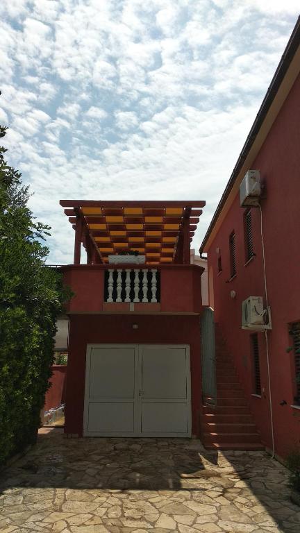Budova, kde se apartmán nachází