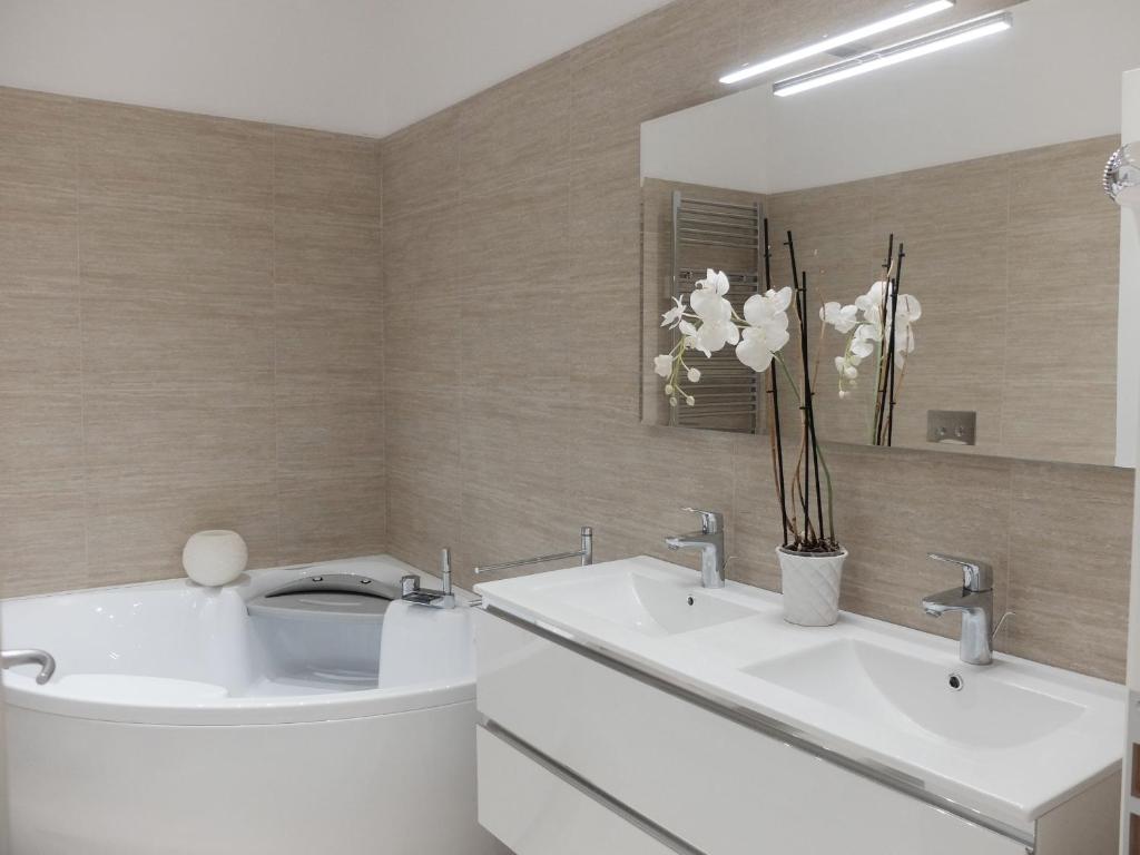 Koupelna v ubytování Centro Storico Suites