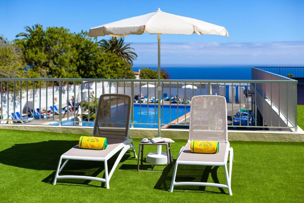 Bazén v ubytování Hotel Panoramica Garden nebo v jeho okolí