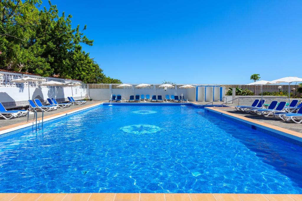 Bazén v ubytování Hotel Panoramica Garden nebo v jeho okolí