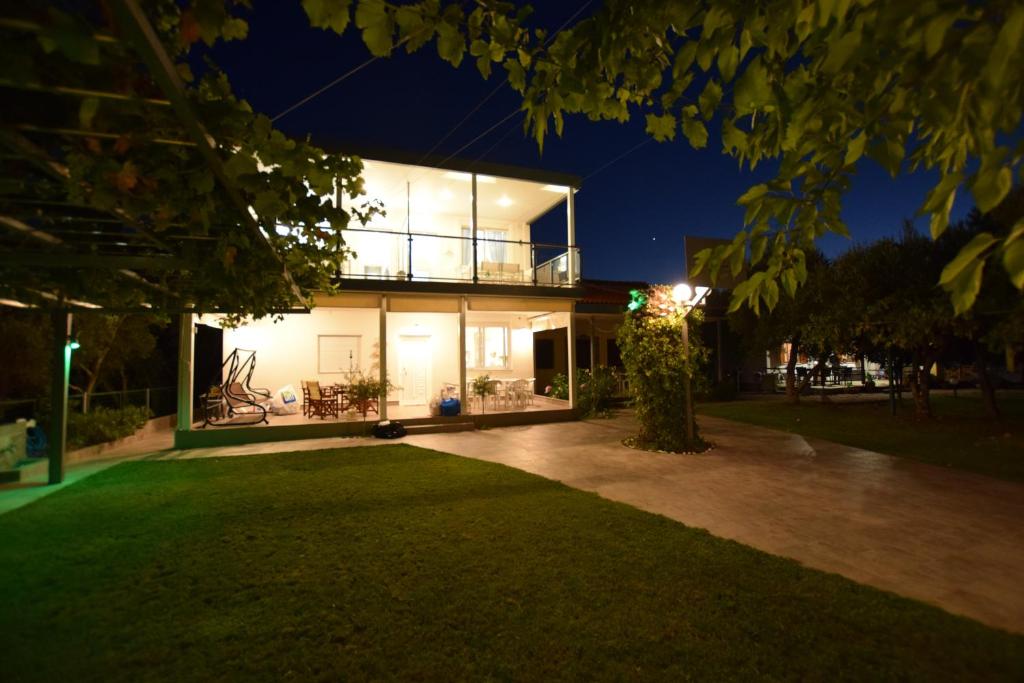 Zahrada ubytování V Luxury Suites Toroni 1