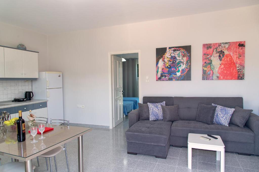 Kuchyň nebo kuchyňský kout v ubytování Lazaros Home 1