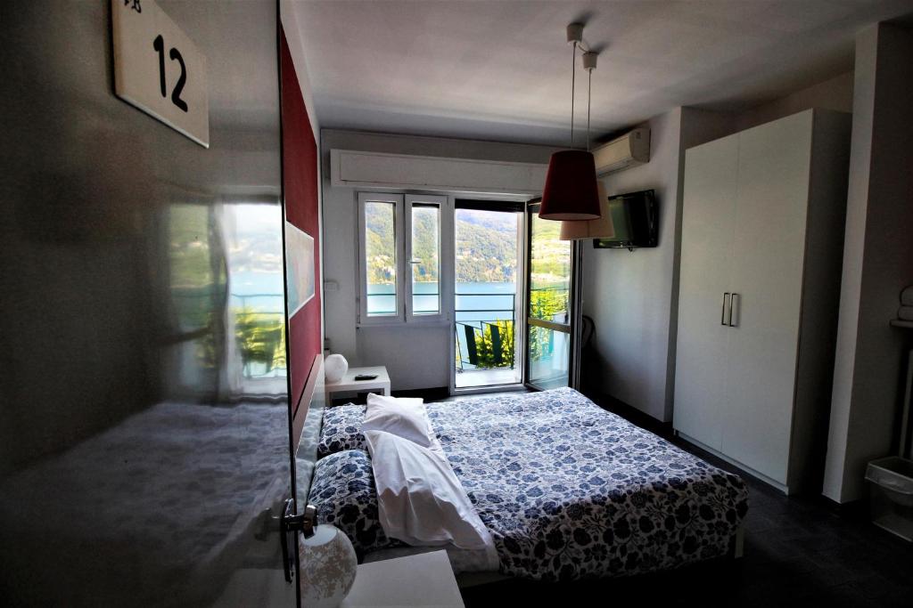 Hotel Bersagliere - Double Room With Shared Bathroom