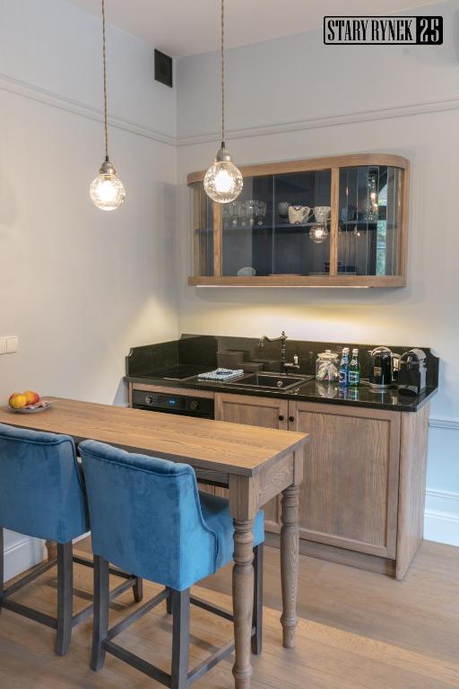 Kuchnia lub aneks kuchenny w obiekcie Apartamenty Stary Rynek 25 Toruń