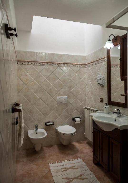 A bathroom at I 3 Porcellini