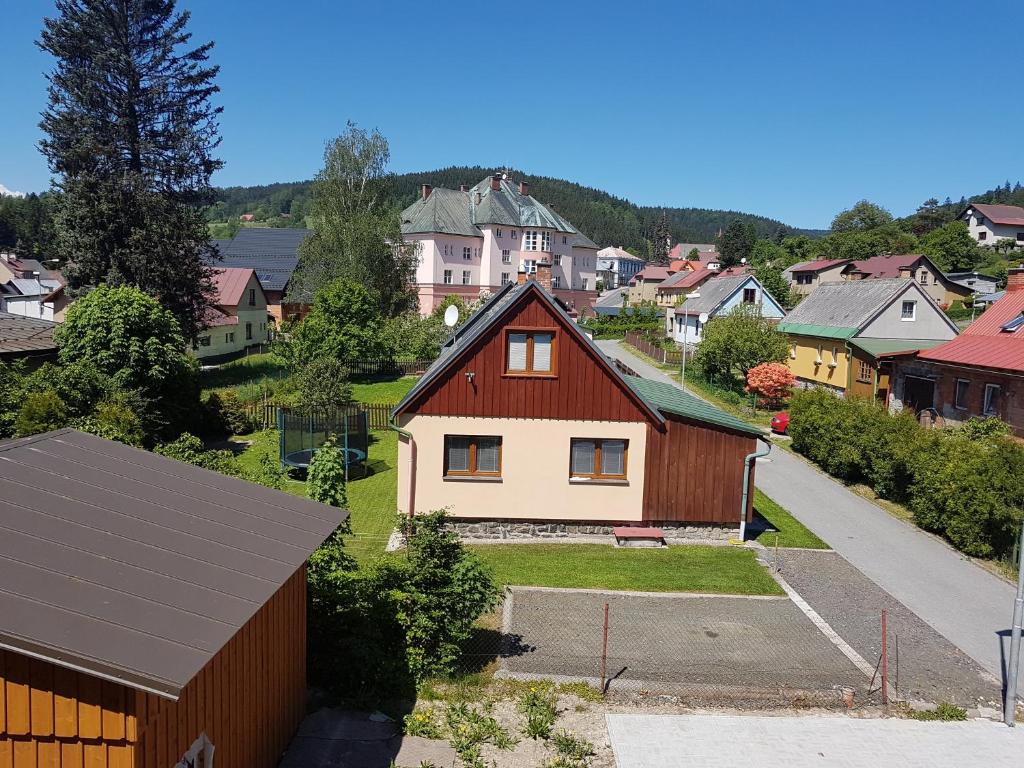 Nespecifikovaný výhled na hory nebo výhled na hory při pohledu z apartmánu