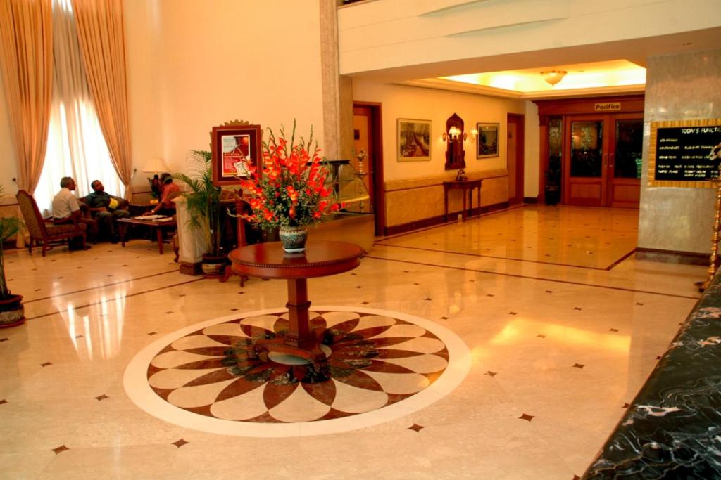 Vstupní hala nebo recepce v ubytování Beverly Hotel