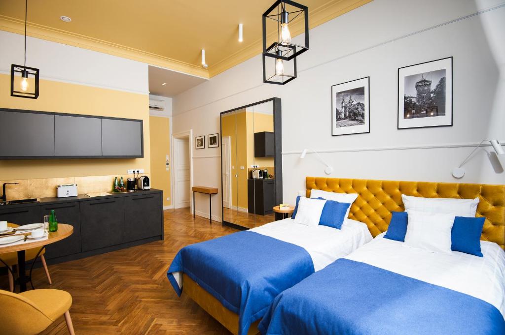 Bentis Luxury Apartments - 4