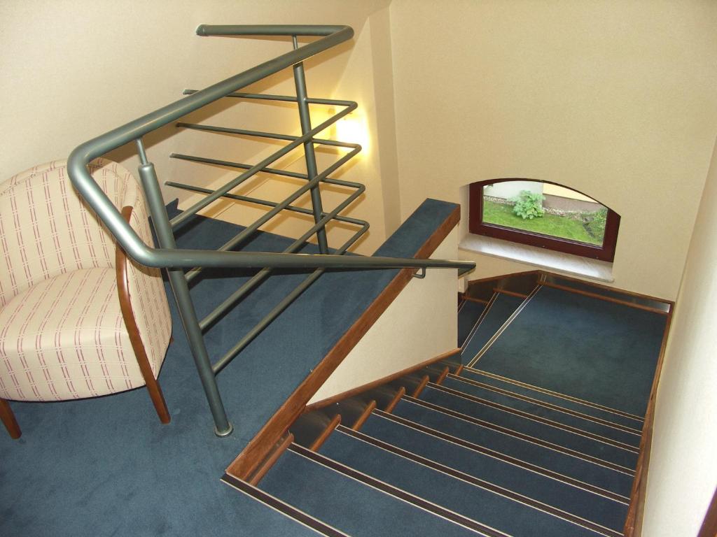 Ein Etagenbett oder Etagenbetten in einem Zimmer der Unterkunft Willa Biala Lilia Old Town