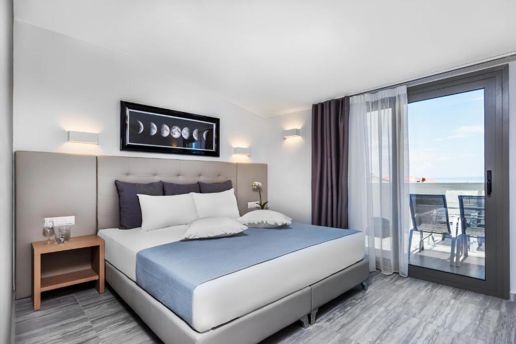 Nymphes Deluxe Accommodation Pefkochori - 1