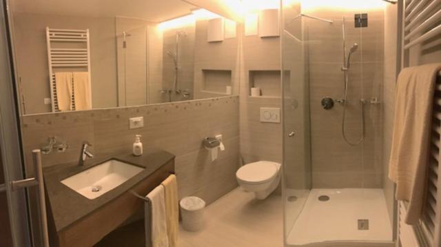 Kúpeľňa v ubytovaní Hotel Goldener Adler
