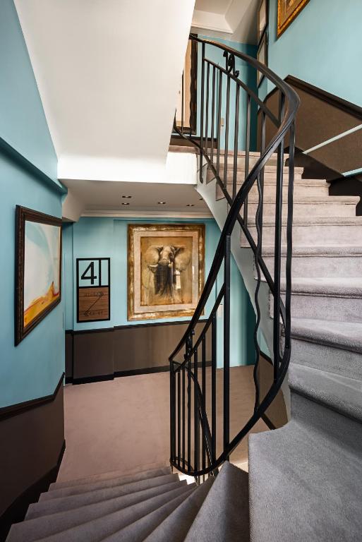 Hotel Villa Nicolo - Tour Eiffel - Resim 7