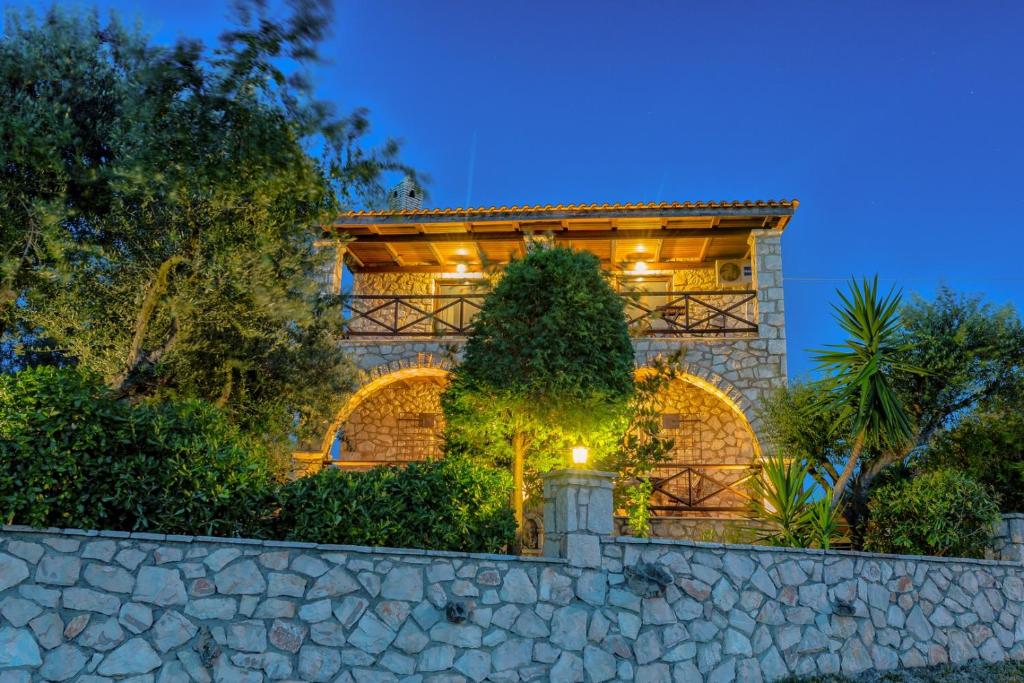 Fotografie z fotogalerie ubytování ORFEAS Villa v destinaci Méson Yerakaríon