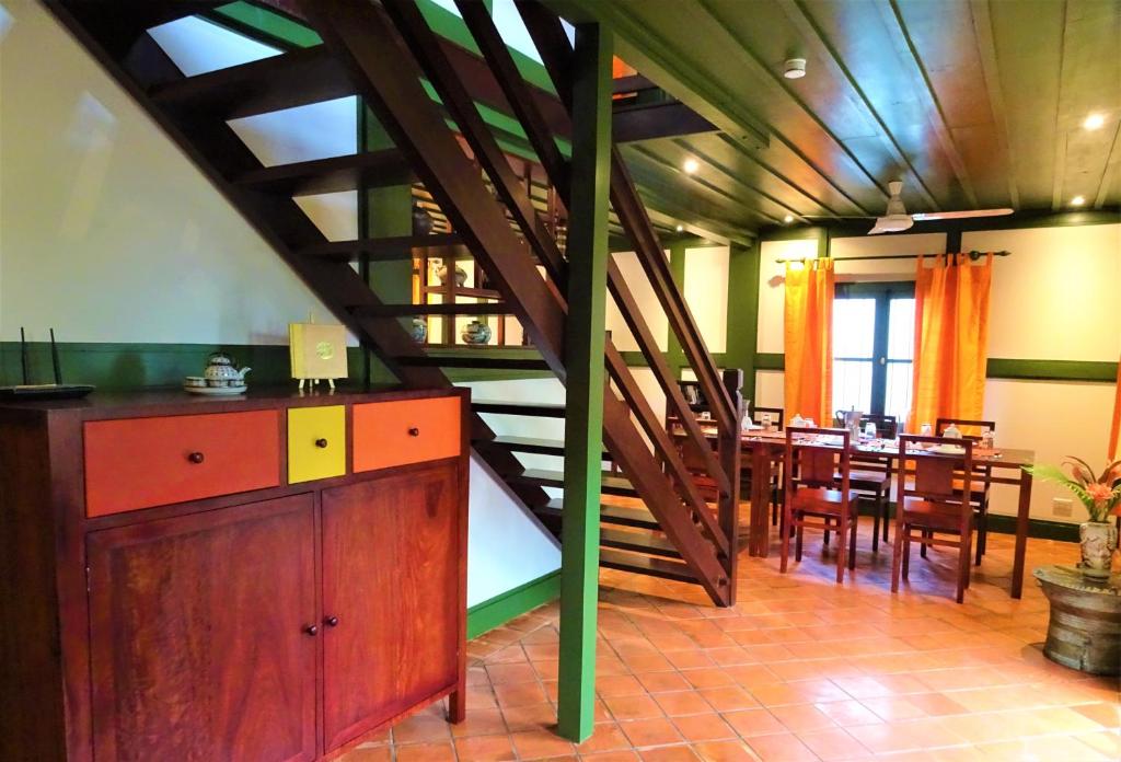 Кухня или мини-кухня в Villa Maydou Boutique Hotel
