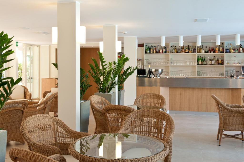 Lounge nebo bar v ubytování Hotel Derby Exclusive