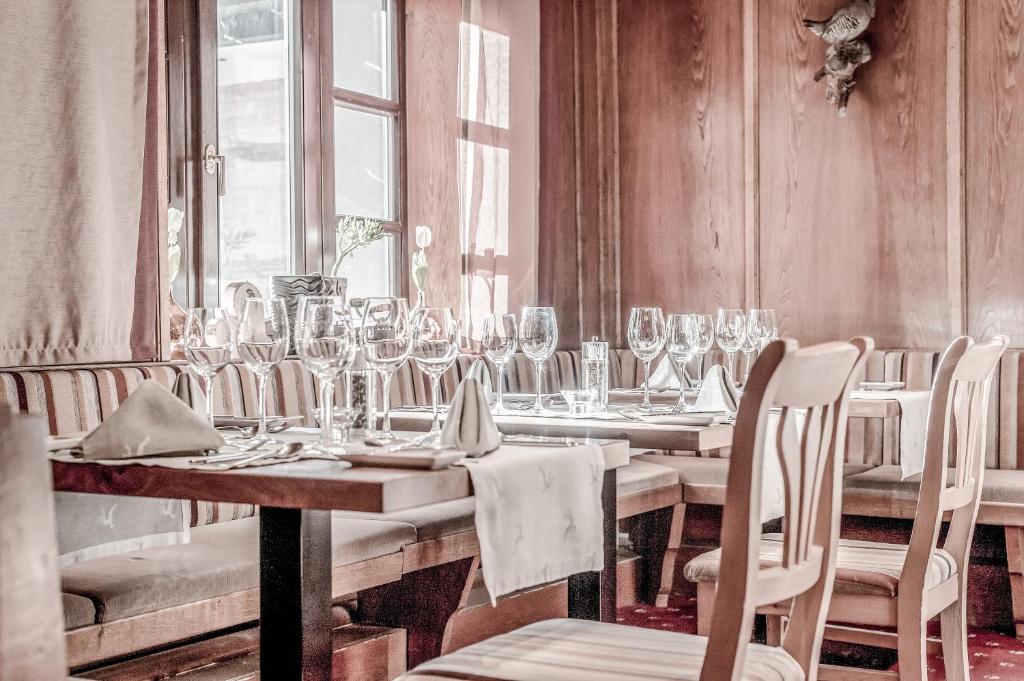 Ресторан / где поесть в Josl Mountain Lounging Hotel - Adults only!