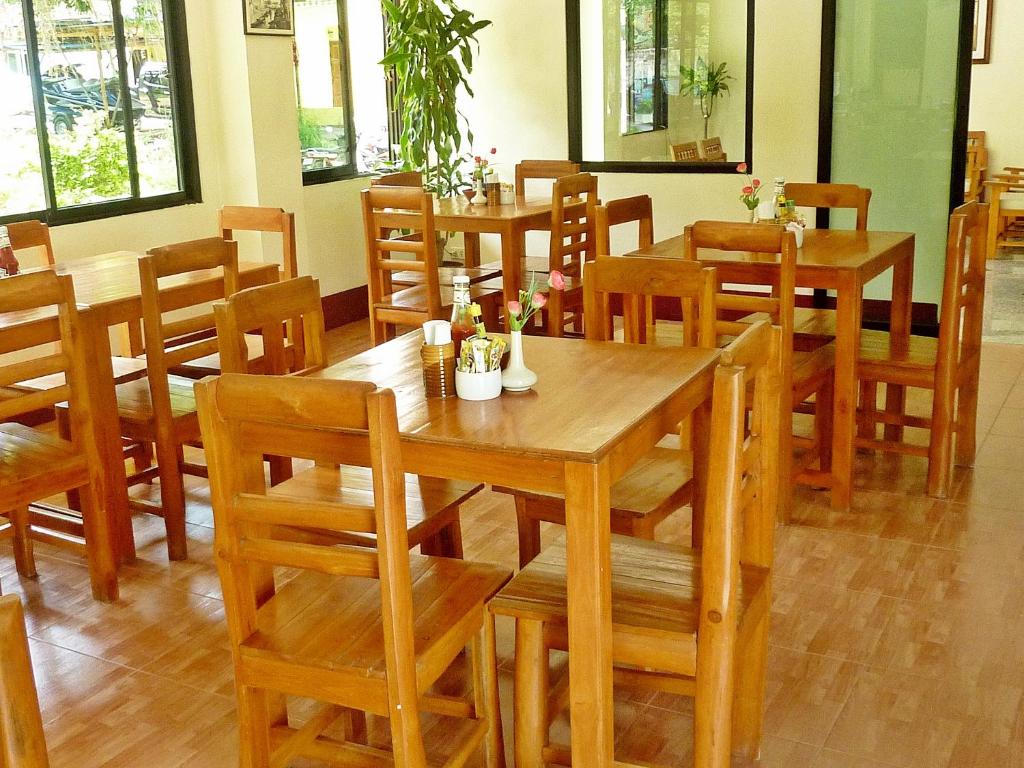 Restaurace v ubytování Kata View Guest House