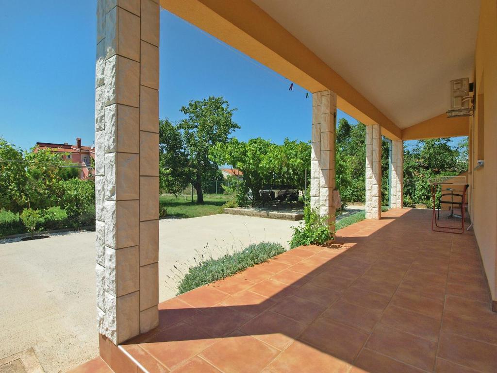 Vonkajšia záhrada v ubytovaní Apartments Stjepan 1573