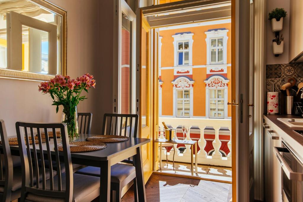 Fotografia z galérie ubytovania Premium Apartments Villa Herkules v destinácii Opatija