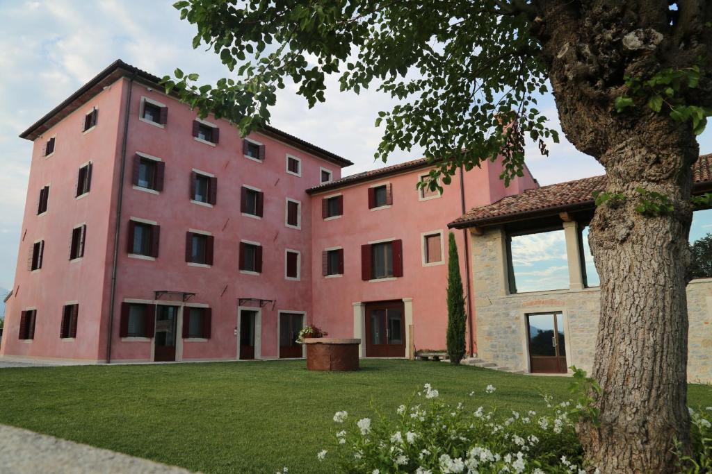 Budova, kde se bed and breakfast nachází