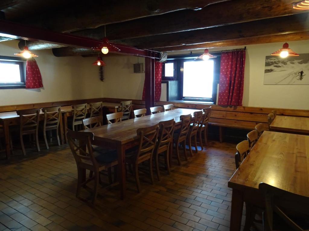 Restaurace v ubytování Hostel im Oltä Stall