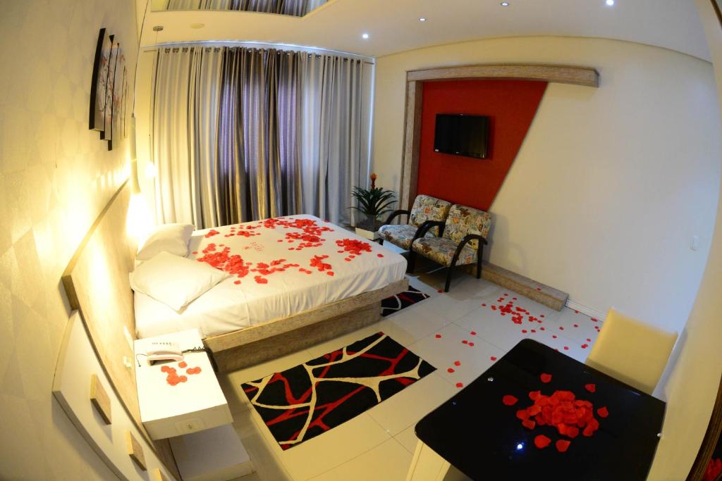  Helus Motel