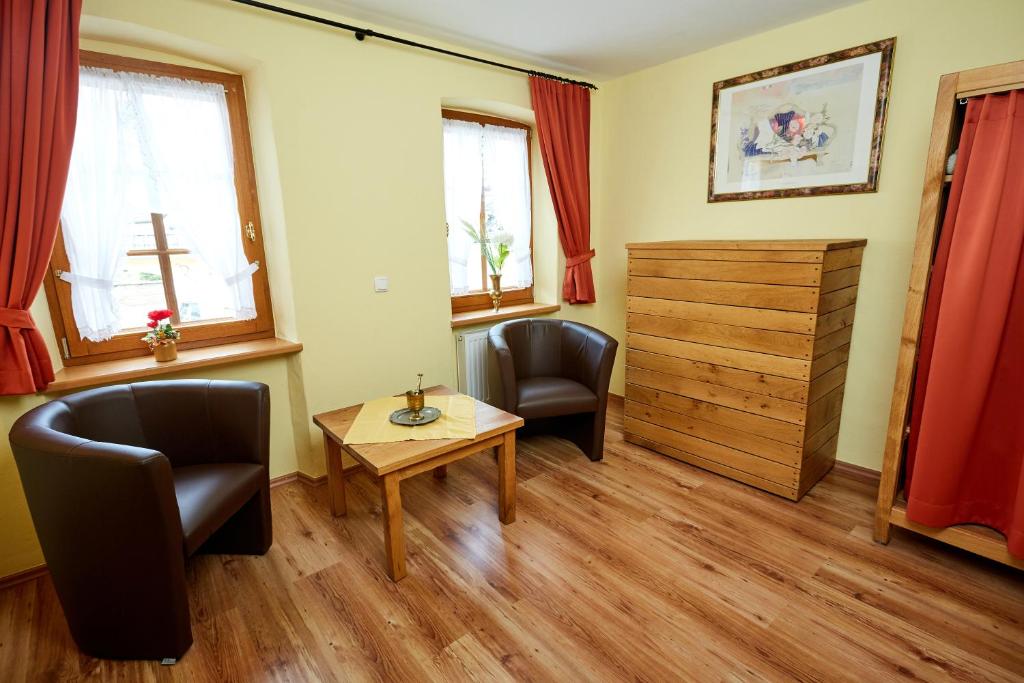 Posezení v ubytování Hotel Am Eifelsteig
