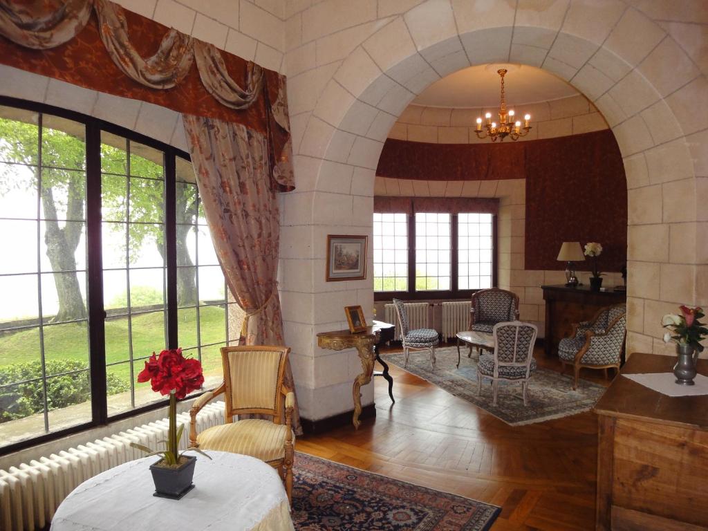 Posezení v ubytování Hattonchatel Château & Restaurant La Table du Château