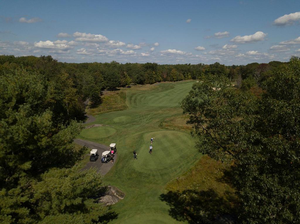 Golf v hotelu nebo okolí