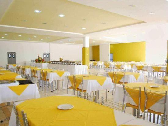 Apartamento no Golden Dolphin Express