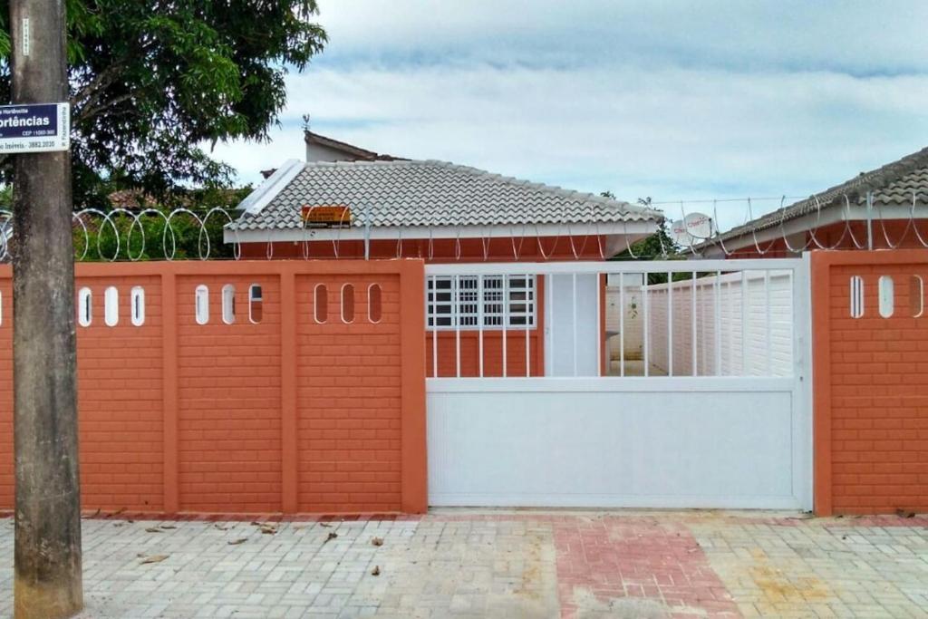  Casa em Caraguatatuba