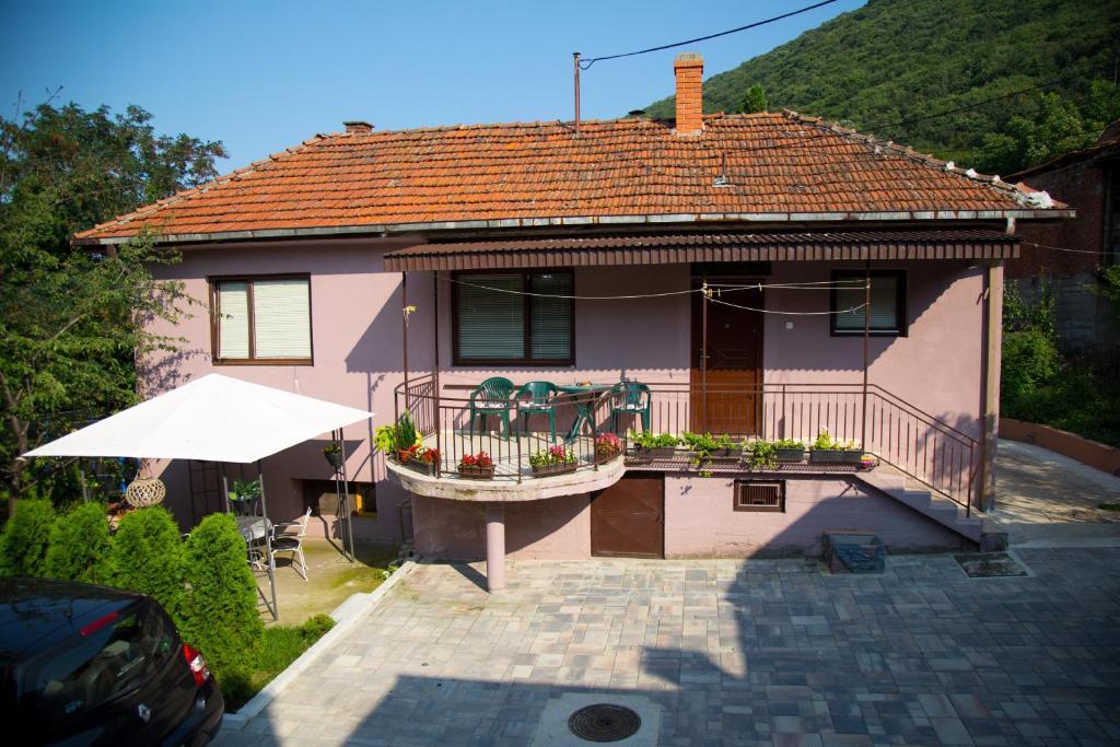 Budova, kde se apartmán nachází