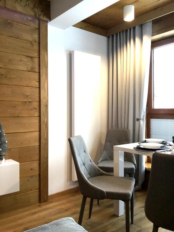 Posedenie v ubytovaní Polana Szymoszkowa Ski Resort- Koliba