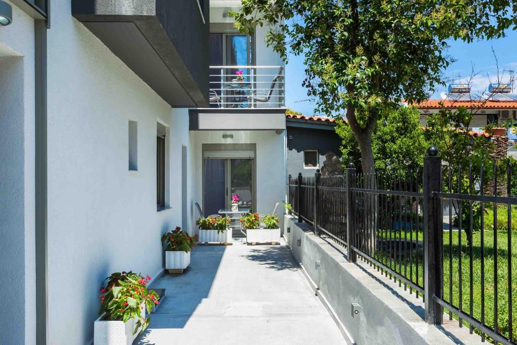 Nymphes Deluxe Accommodation Pefkochori - 13