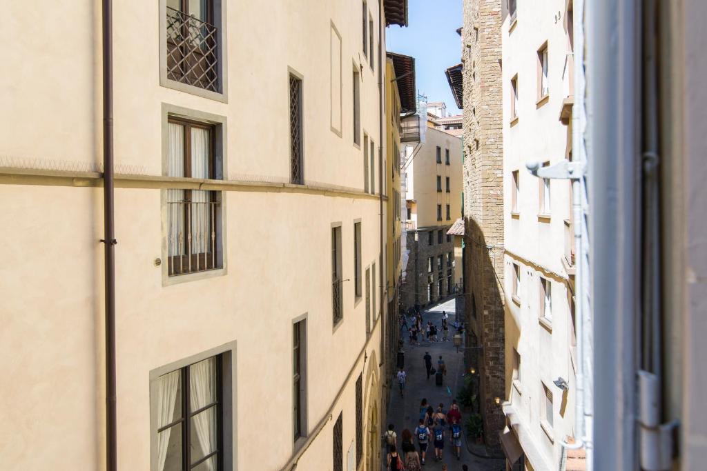 Widok na miasto Florencja z tego apartamentu