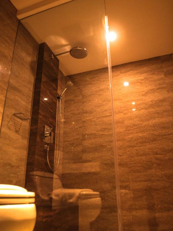 A bathroom at The Nest Hotel Nusa Dua