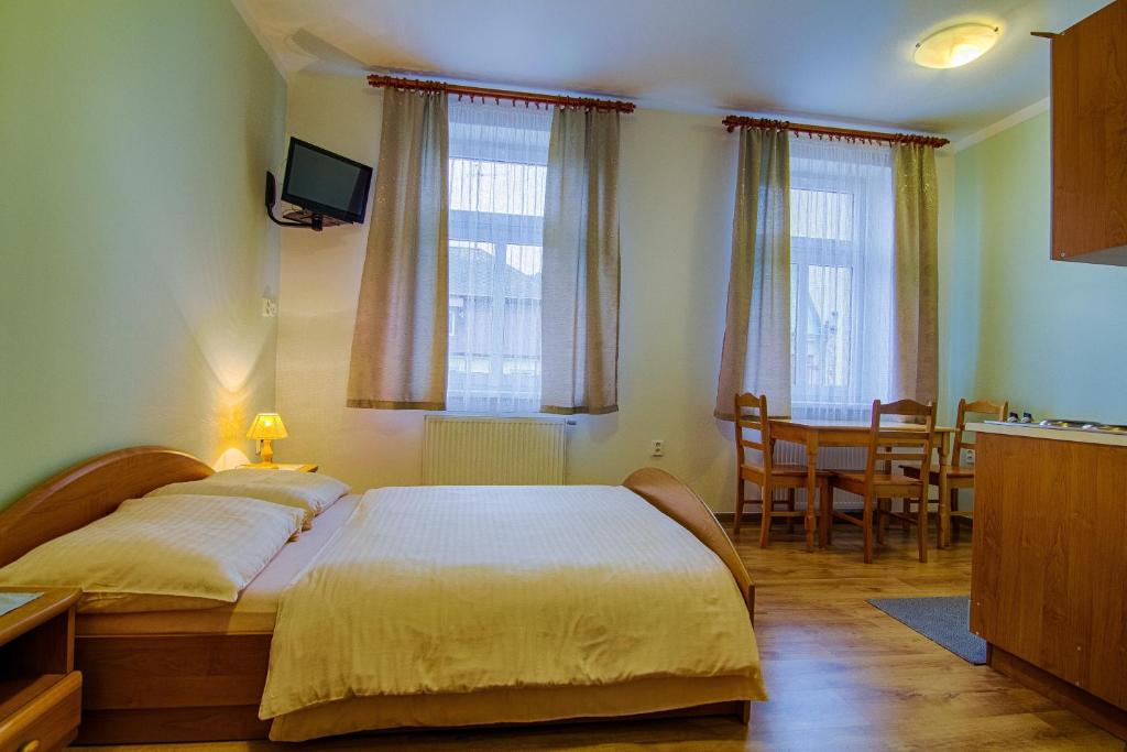 Apartmány Centrum with Garage - Appartement Met Keuken En Garage (2 Volwassenen) B