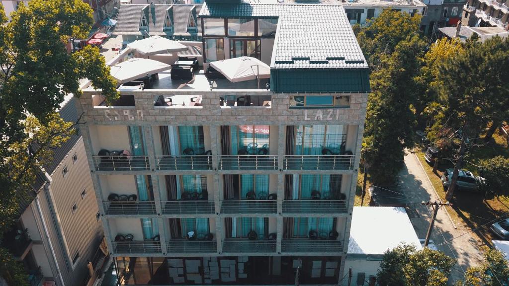 Budova, kde se hotel nachází