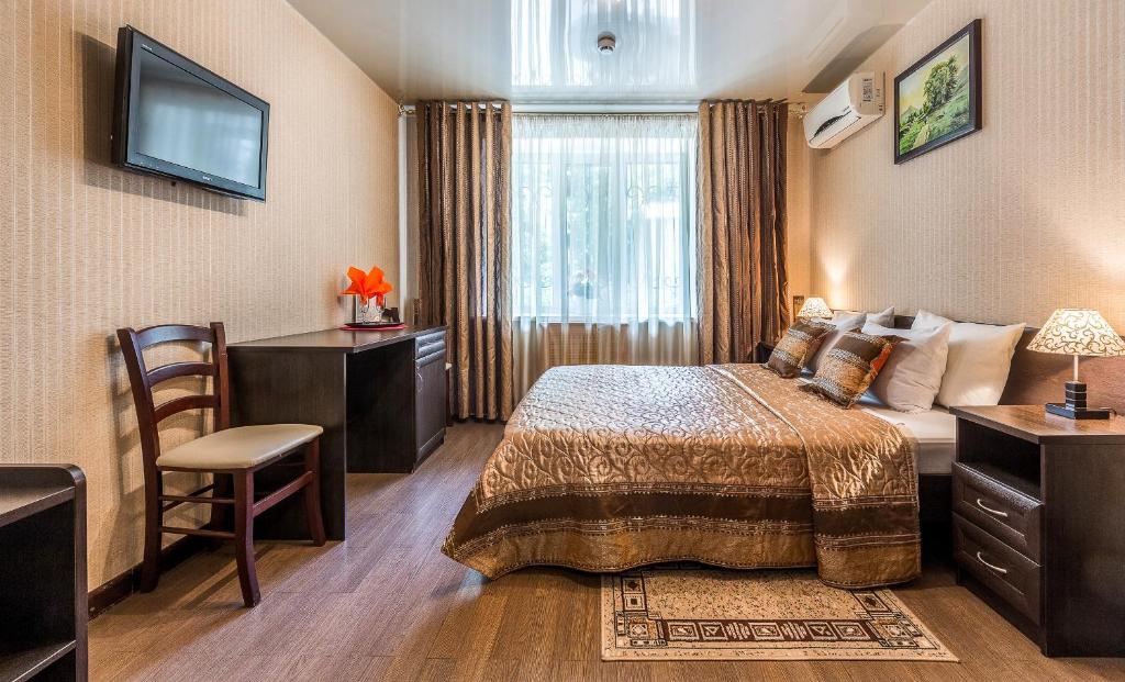 Hotel Bravo - Housity