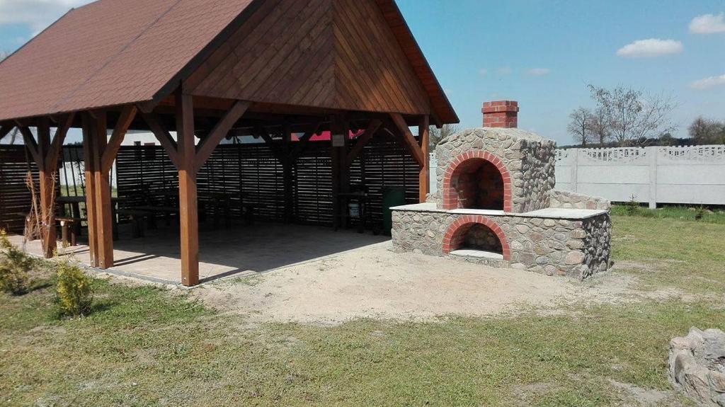 Budova, v ktorej sa farma nachádza