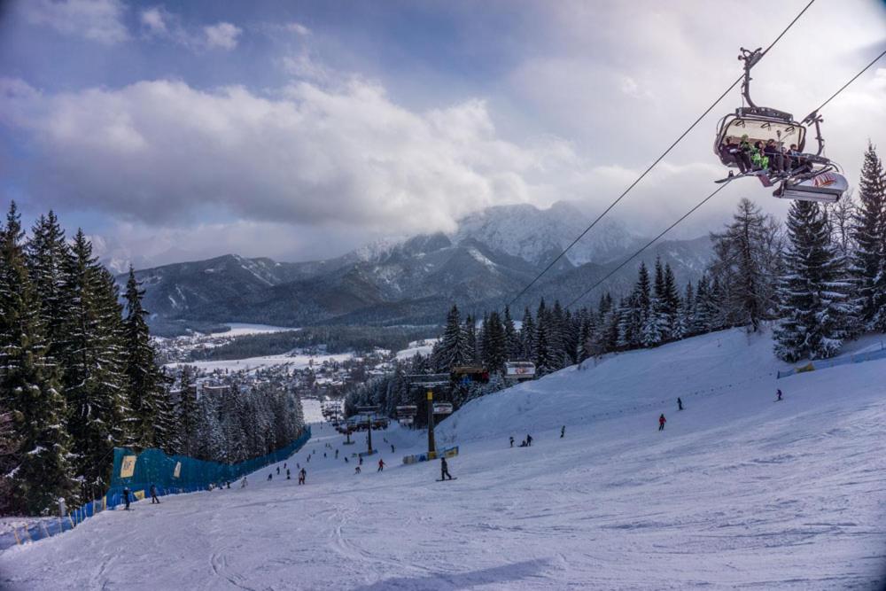 Polana Szymoszkowa Ski Resort- Koliba v zime