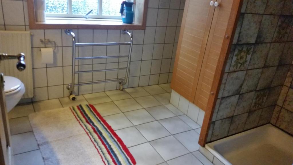 Koupelna v ubytování Indkvartering Filskov