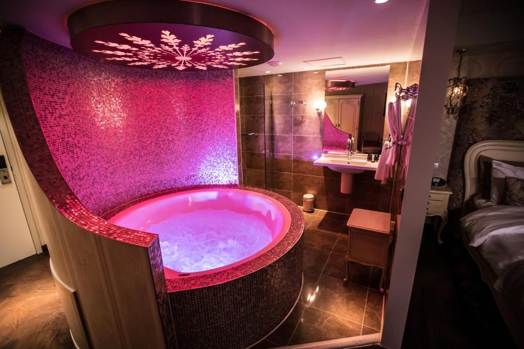 Koupelna v ubytování Hotel ReeHorst