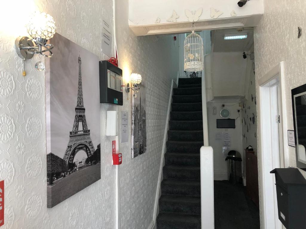 The Butterfly Hotel - Resim 33