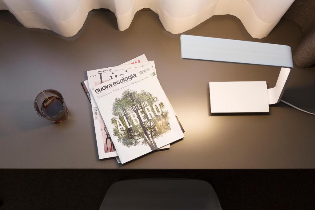 City Hotel & Suites - 11