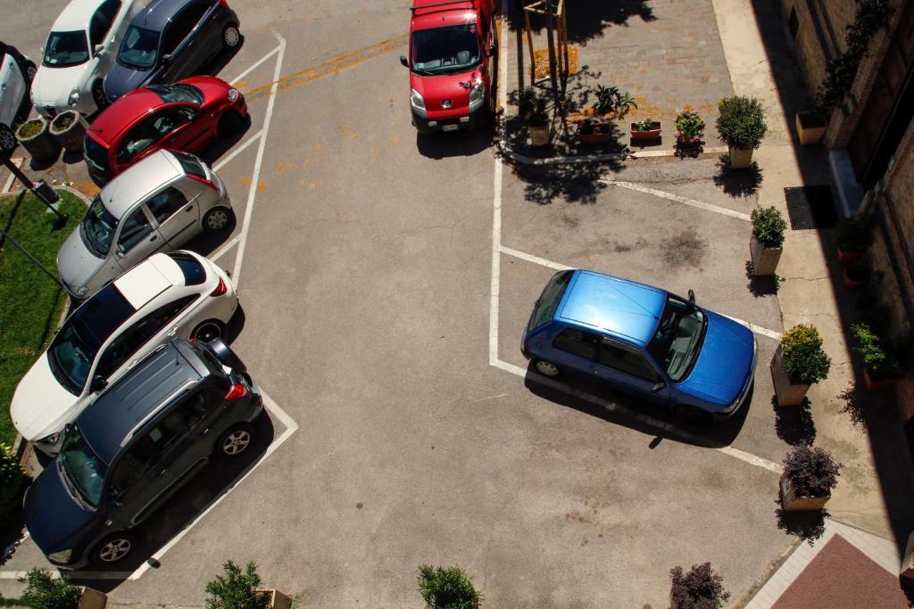 Hotel Mom Assisi - Resim 20