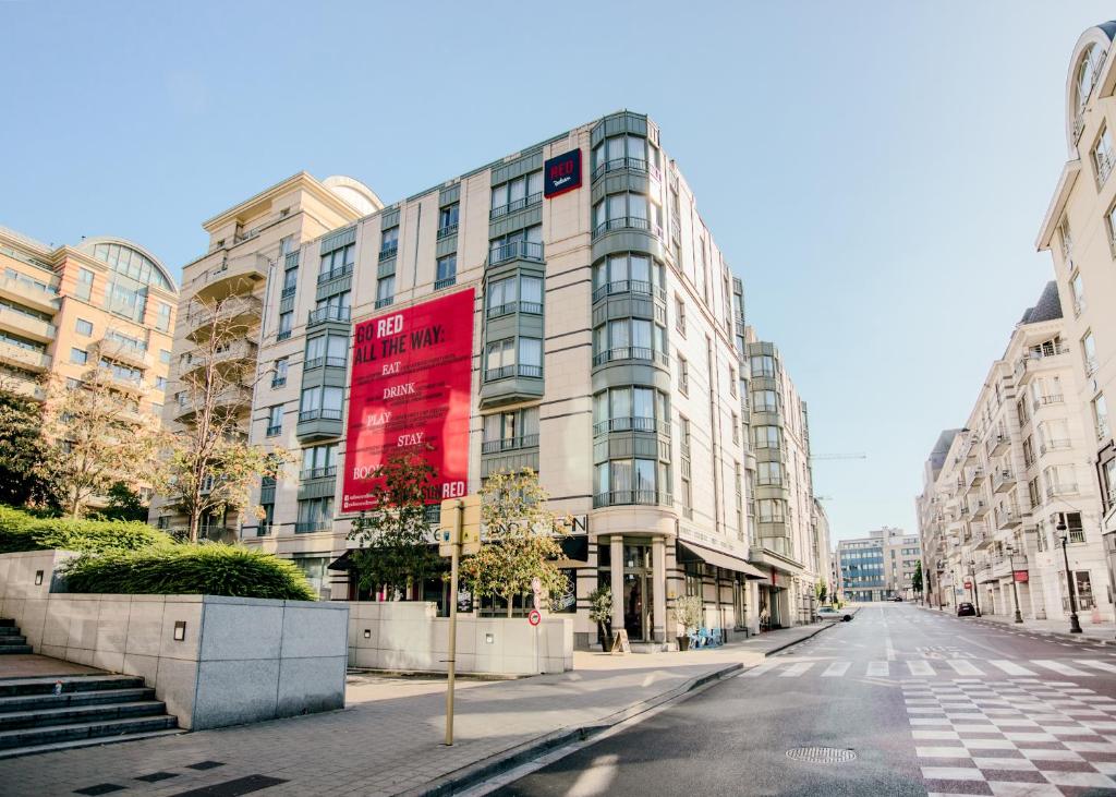 Radisson RED Brussels - Resim 40